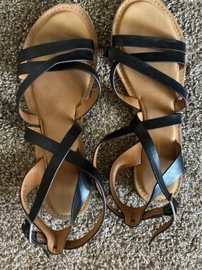 Quinn Leather Black Strappy Sandals